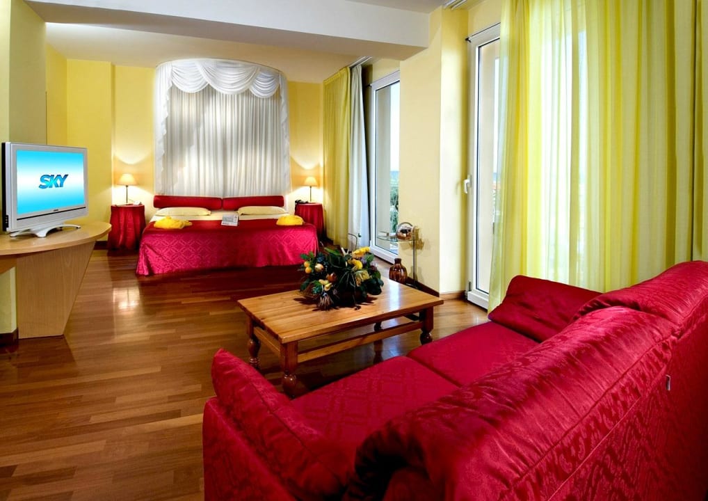 Camera Suite vista mare Hotel Resort Marinella