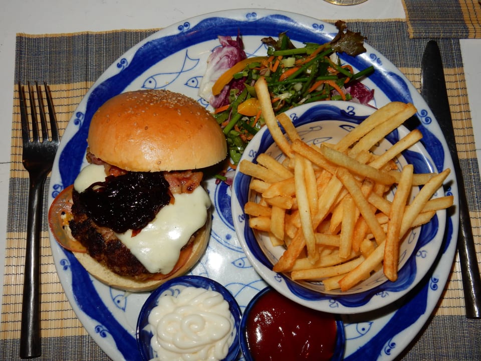 Im Segelclub Hotel Knai Bang Chatt