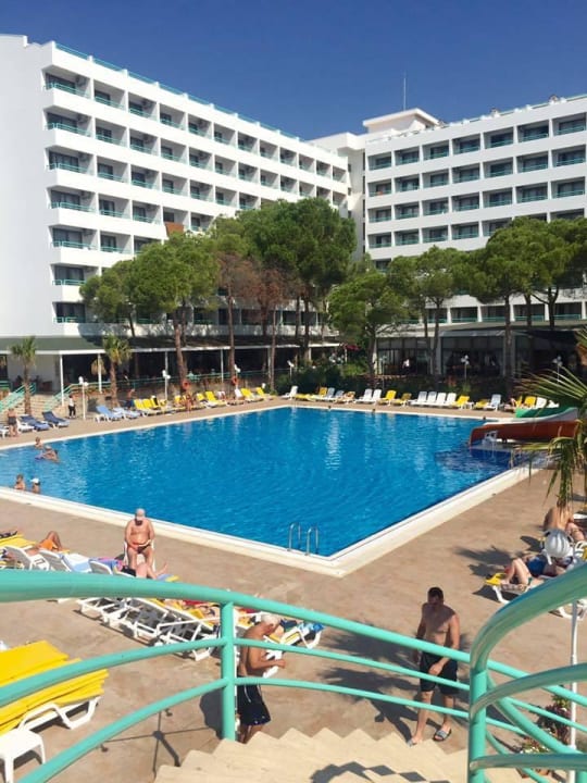 Pool Hotel Grand Efe