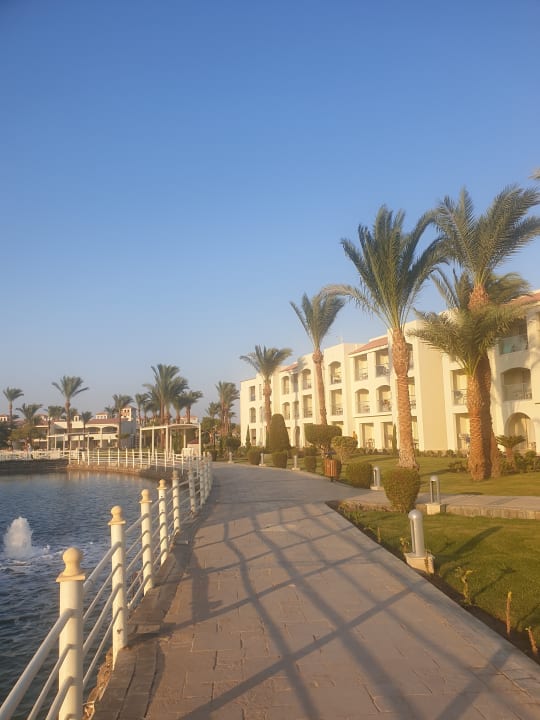 Gartenanlage Pickalbatros Dana Beach Resort - Hurghada