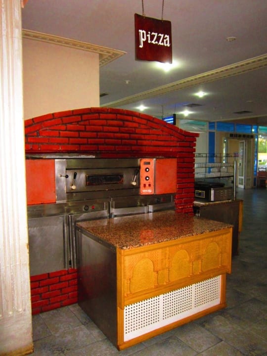 Pizzaofen Houda Golf & Beach Club