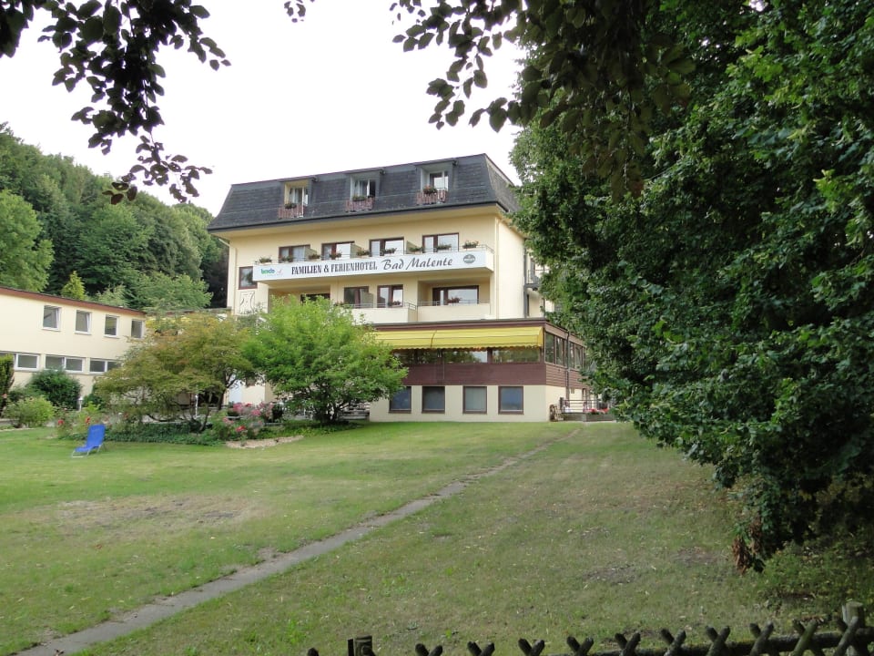 Vom Parkplatz aus Ferien Hotel Bad Malente