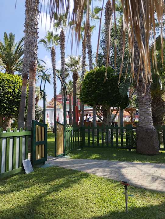 Gartenanlage Delphin Deluxe Resort