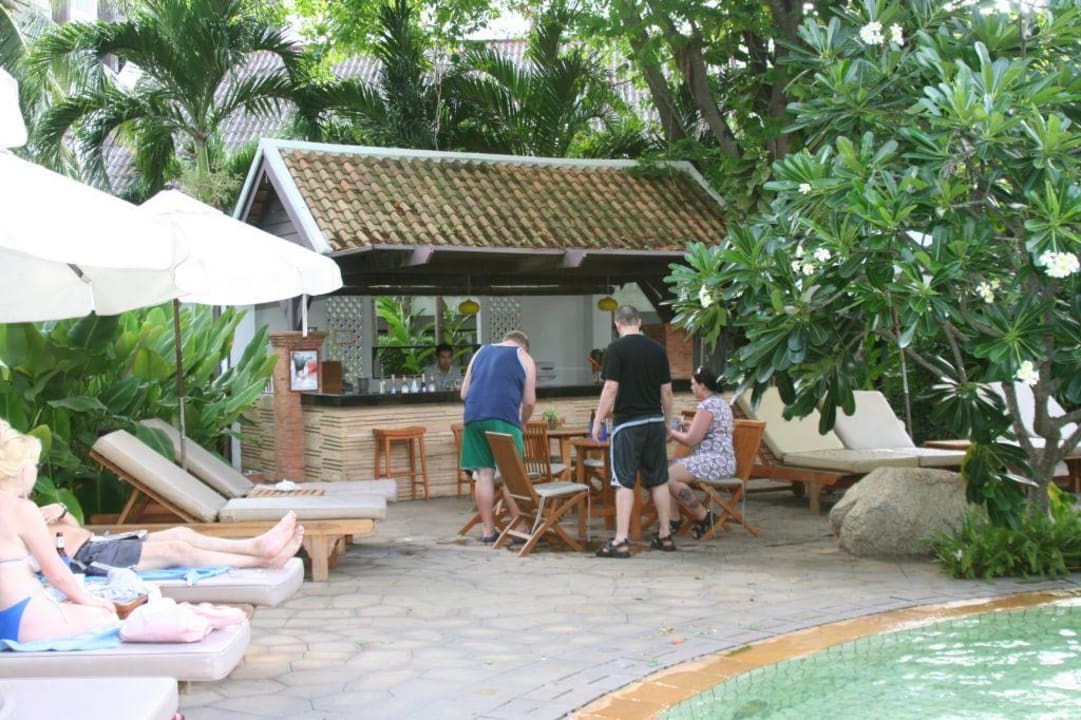 Poolbar am kleinen Pool Woodlands Hotel & Resort