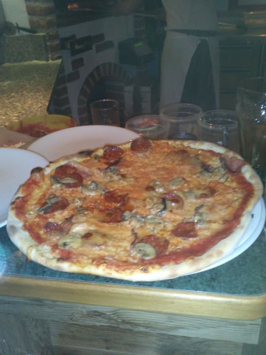 Echte Hausgemachte Gasserpizza Hotel Pension Gasser