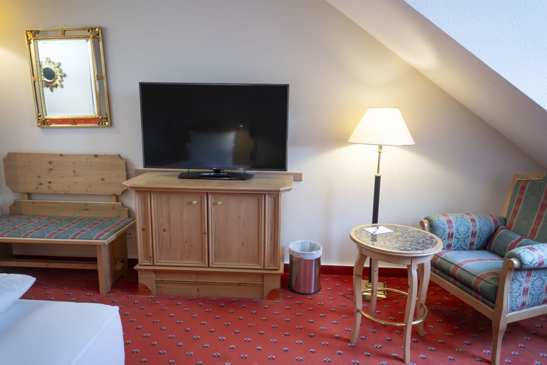 Zimmer Atomis Hotel Munich Airport by Mercure