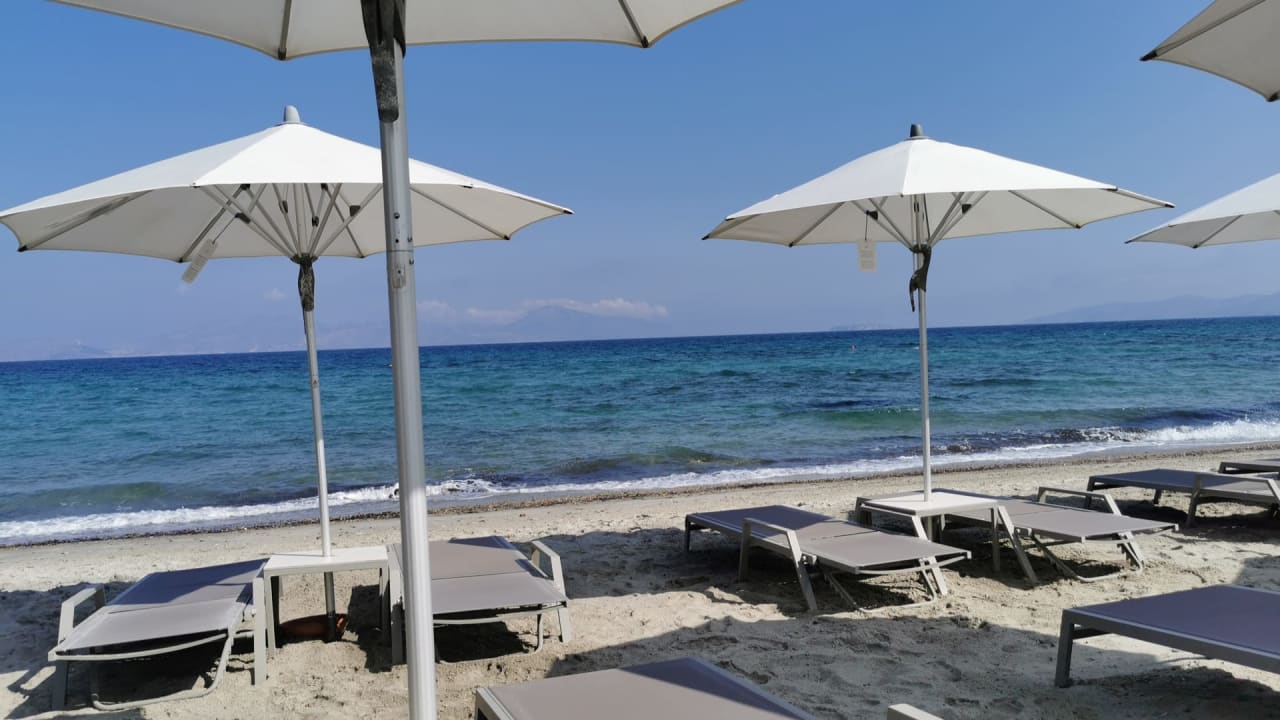 Strand Neptune Luxury Resort
