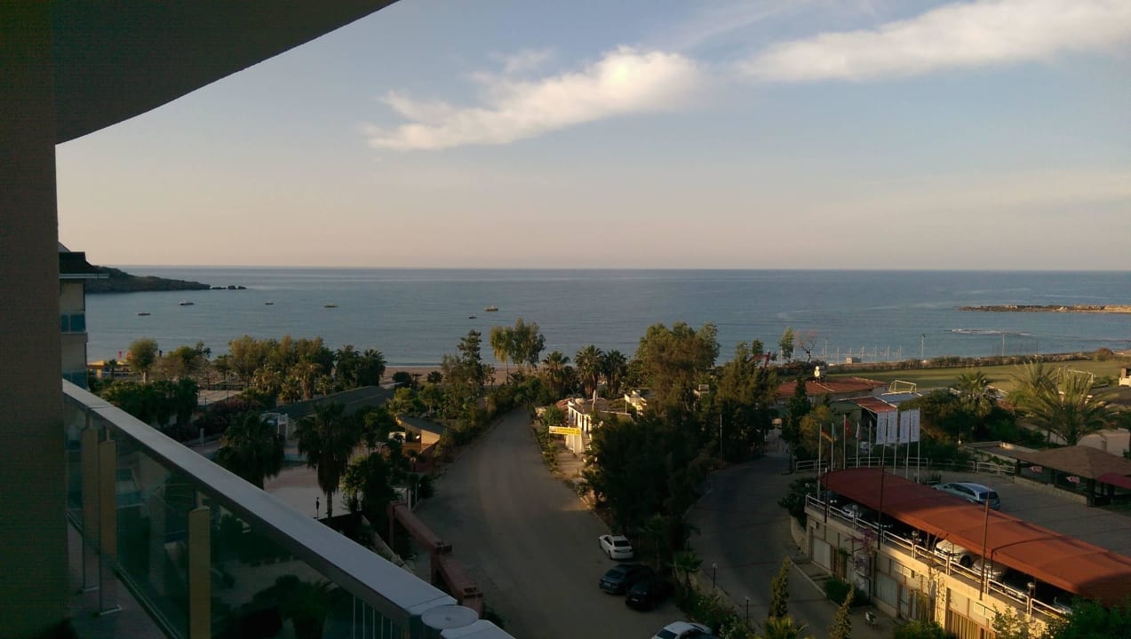 Blick vom Balkon Justiniano Park Conti