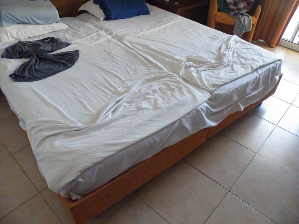 Das nennt man*gemachte Betten* Riadh Palms Resort & Spa