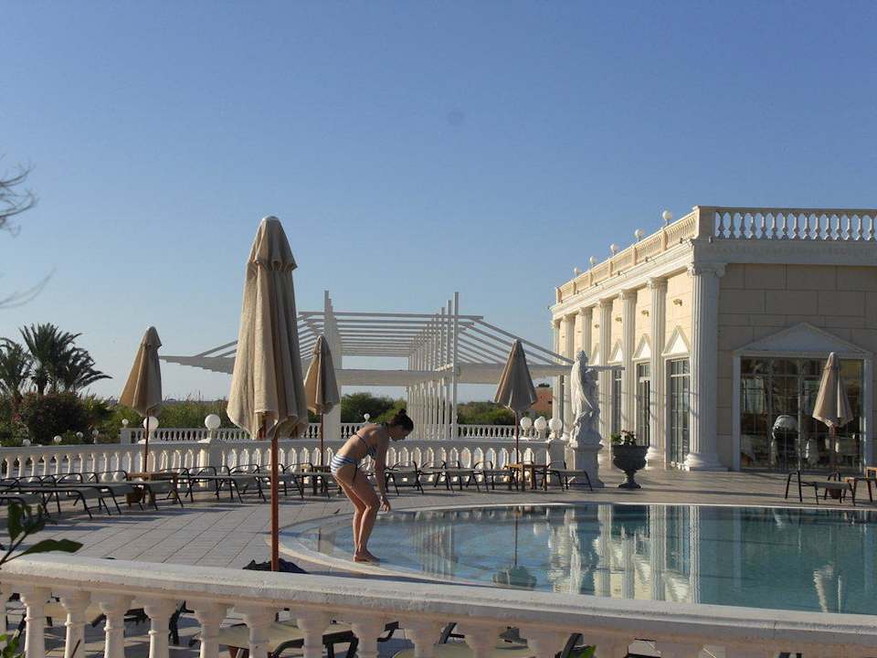 Blick zur Rezeption Kaya Artemis Resort