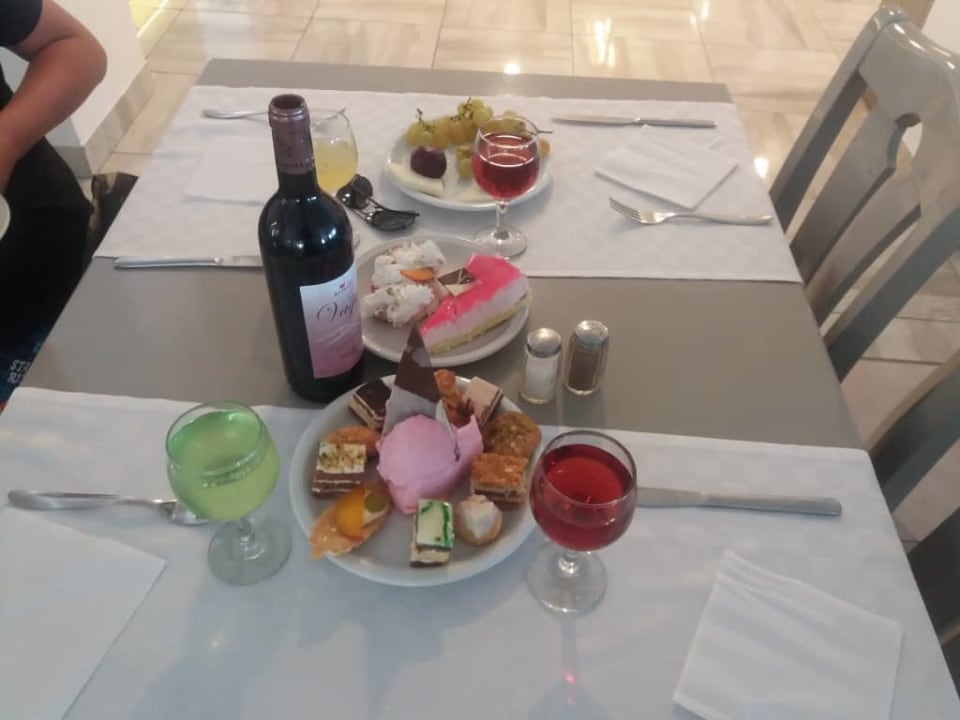 Deser Omar Khayam Resort & Aquapark