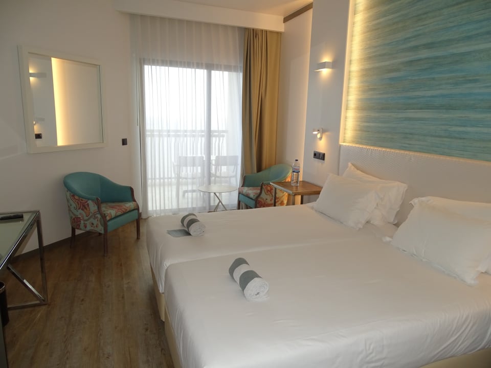 Zimmer Hotel Baia Azul