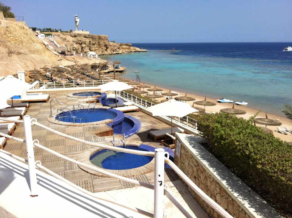 Pool Reef Oasis Beach Resort