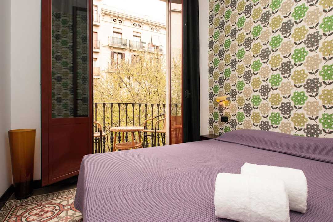Double room with balcony Roca Rooms & Apartments