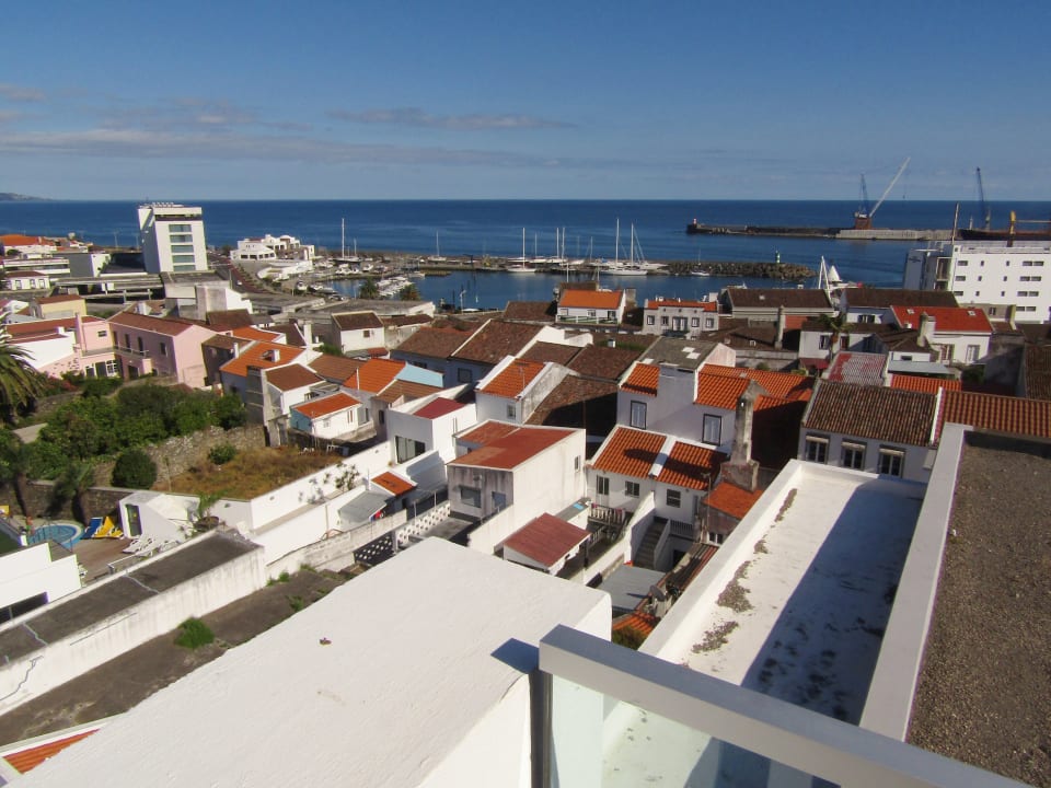Ausblick Antillia Hotel Apartments