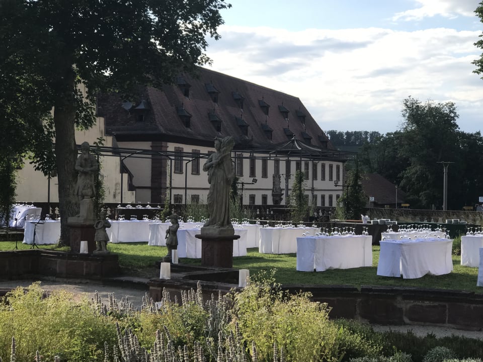 Außenansicht Hotel Kloster Bronnbach