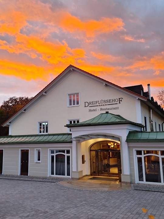 Außenansicht Hotel Dreiflüssehof Gästehaus