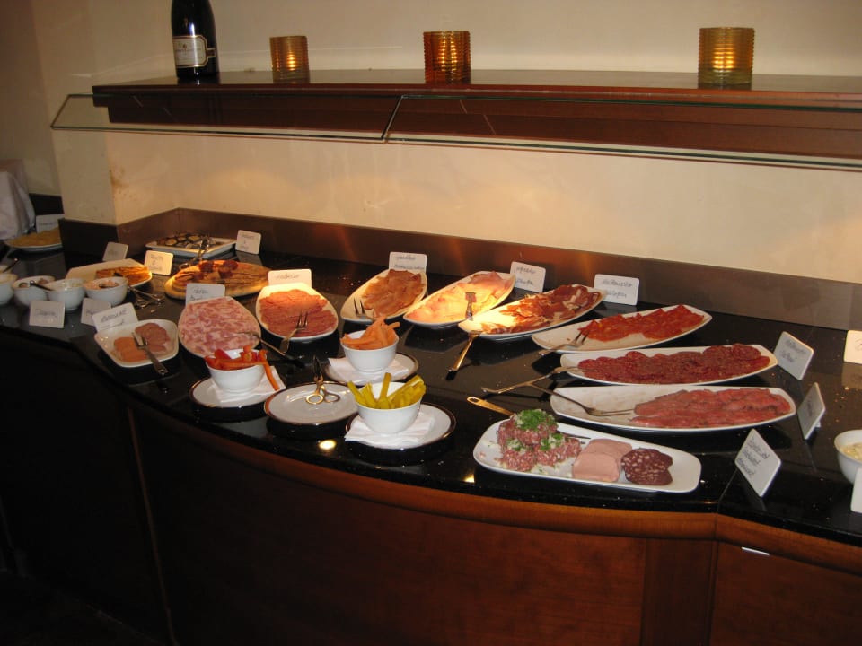 Frühstück Hotel Gran Belveder