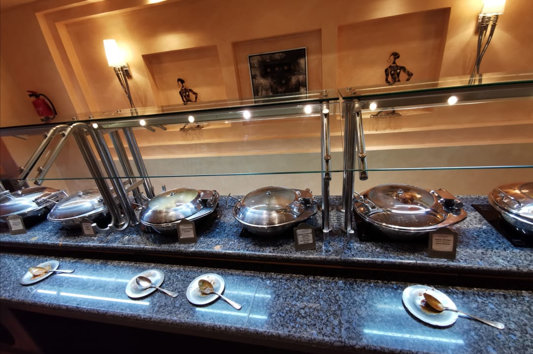 Gastro Premier Le Reve Hotel & Spa