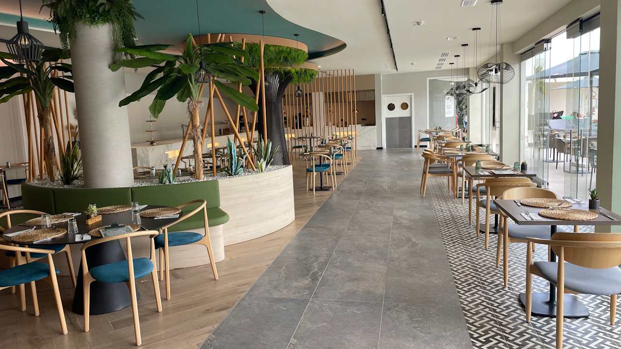 Gastro R2 Higos Beach