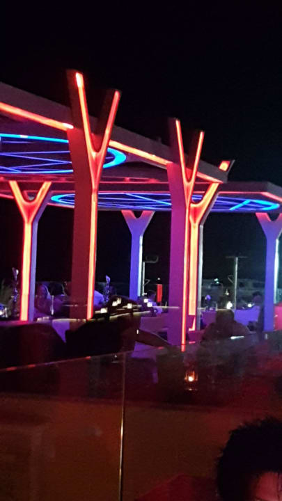 Red Sky Bar Pickalbatros White Beach Resort - Hurghada