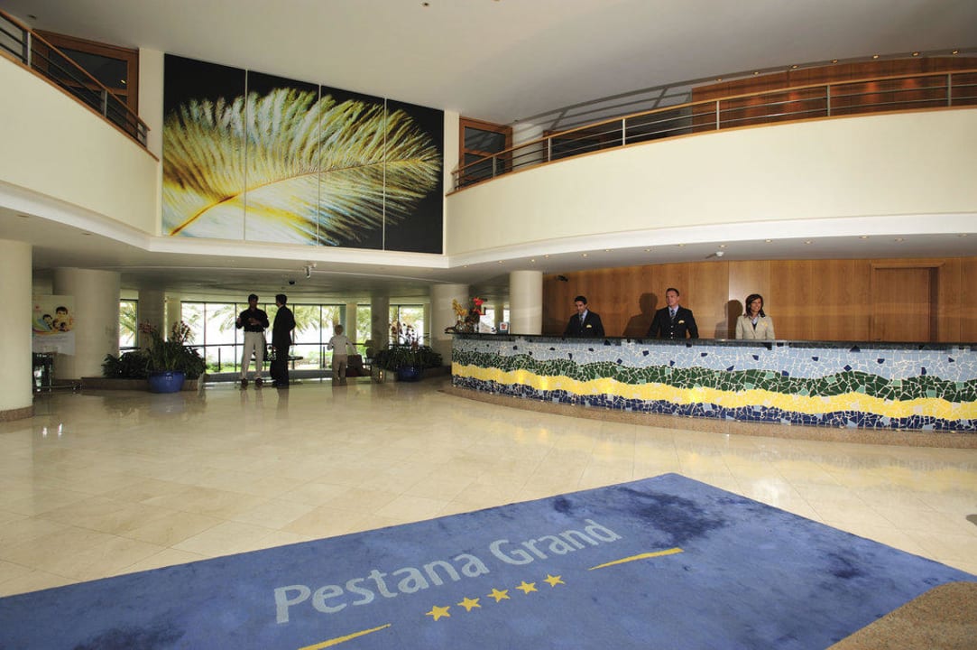 Rezeption des Pestana Grand Hotels Pestana Grand Ocean Resort