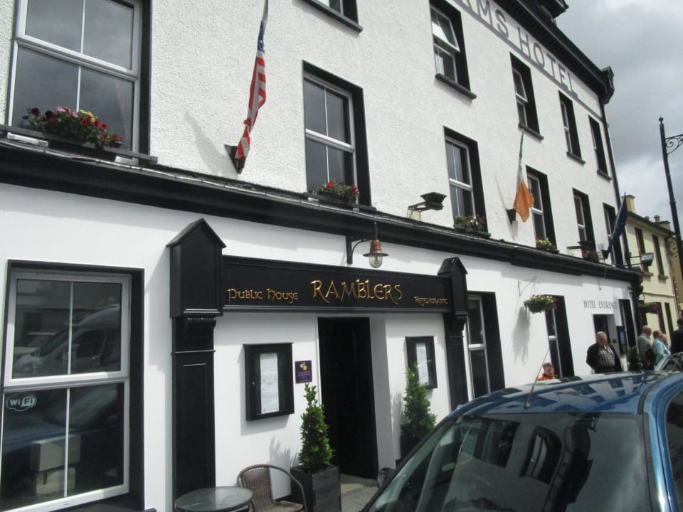 The Nesbitt Arms Hotel The Nesbitt Arms Hotel