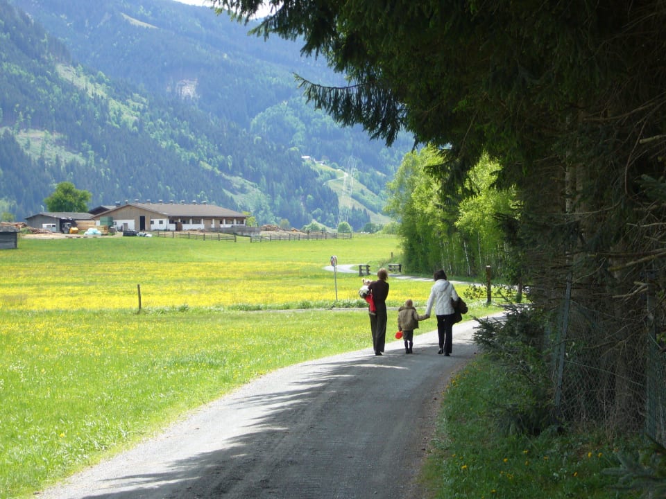 Naar de campingspeeltuin Ferienhaus Mandl Pool Sauna bei Zell am See