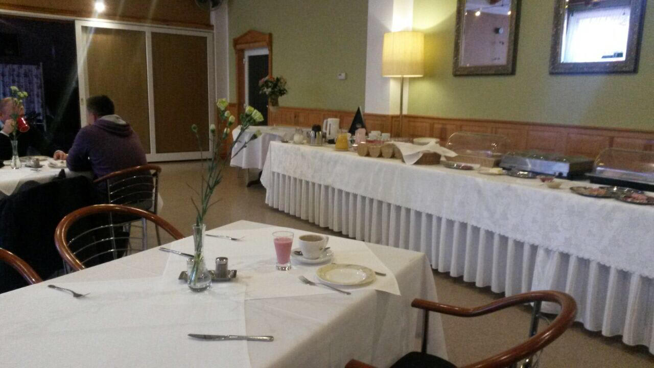 Frühstück  Hotel Kęszyca Leśna