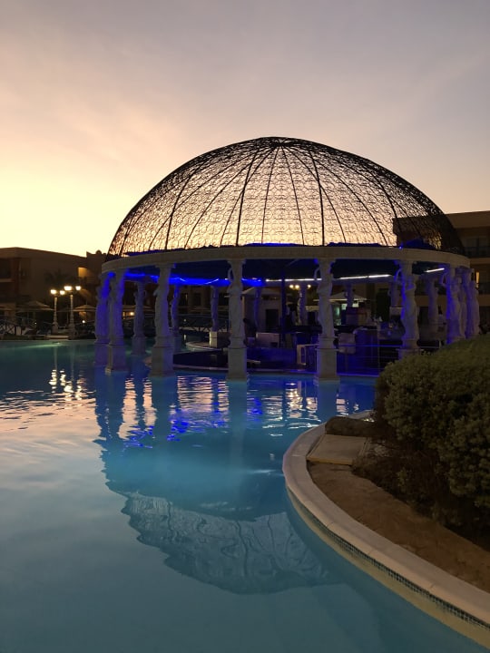 Pool Hotel Titanic Palace