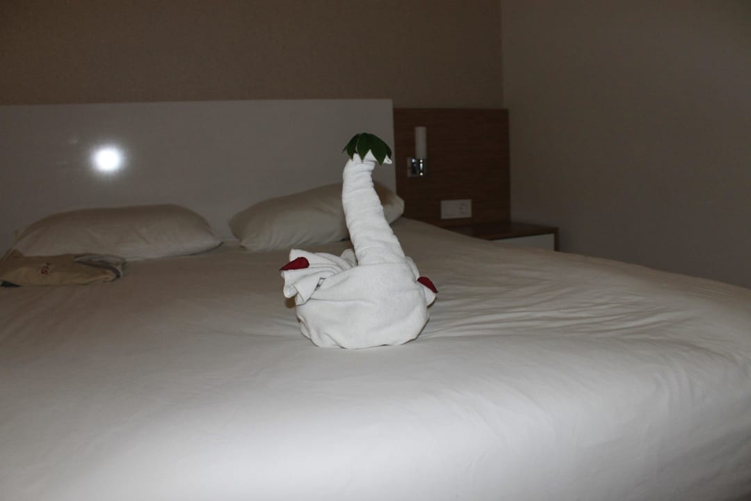 Liebevoller Zimmerservice Annabella Diamond Hotel & Spa