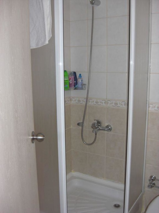 Dusche Sayanora Hotel