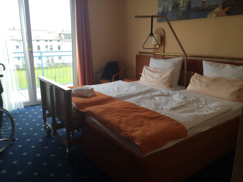 Krankenbett auf Anforderung Hotel Hanse-Kogge