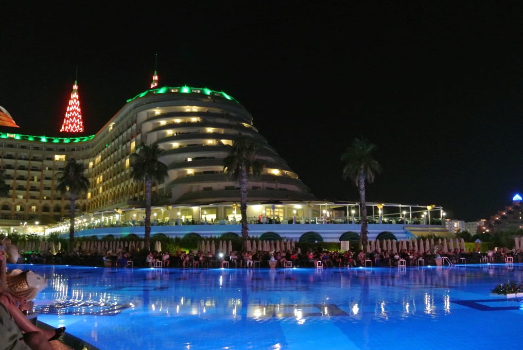 Außenbereich vom Hauptrestaurant Hotel Delphin Imperial