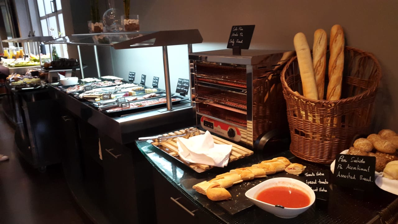 Teil des Frühstücksbuffets H10 Itaca