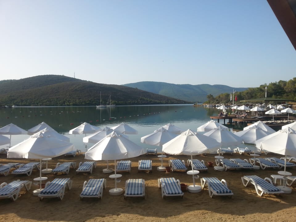 Strand Green Bay Resort & Spa