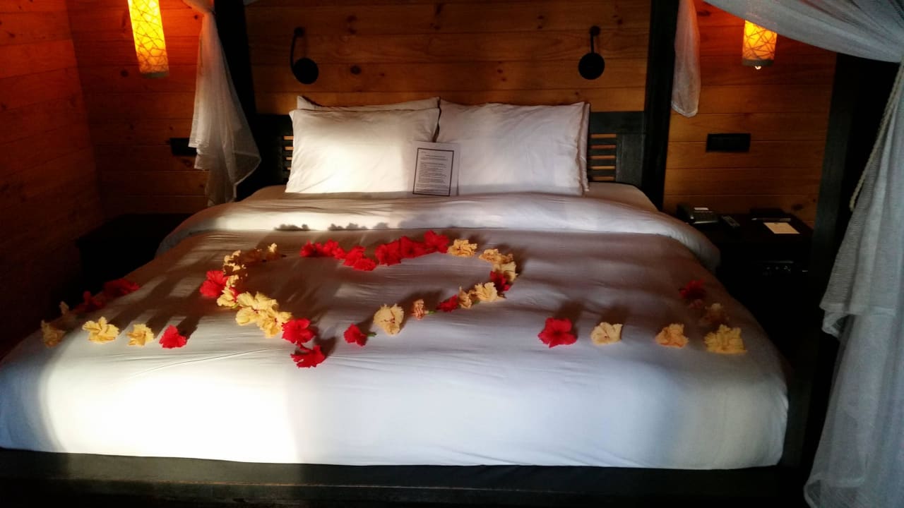 Bett Bungi 108 Meeru Maldives Resort Island