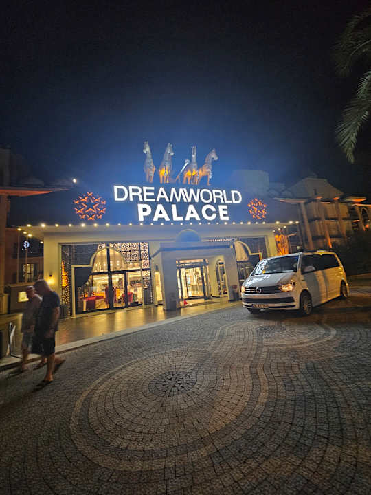 Außenansicht Dream World Palace Hotel