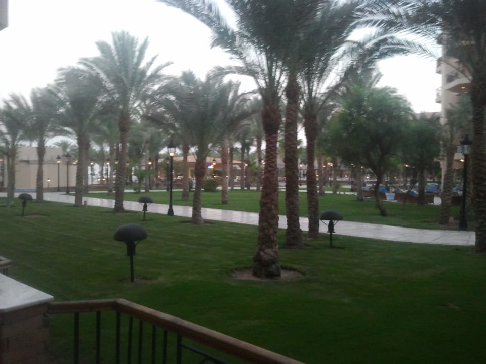   Gartenanlage Siva Grand Beach