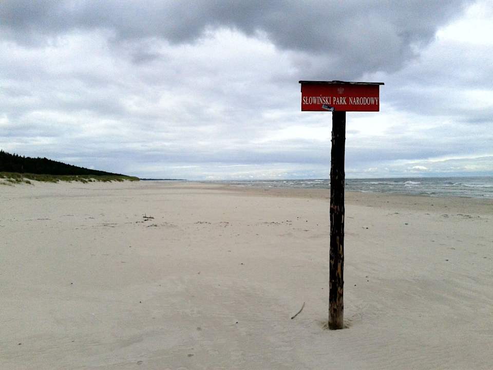 Slowinski Park Narodowy - od strony plazy Hotel Maxim