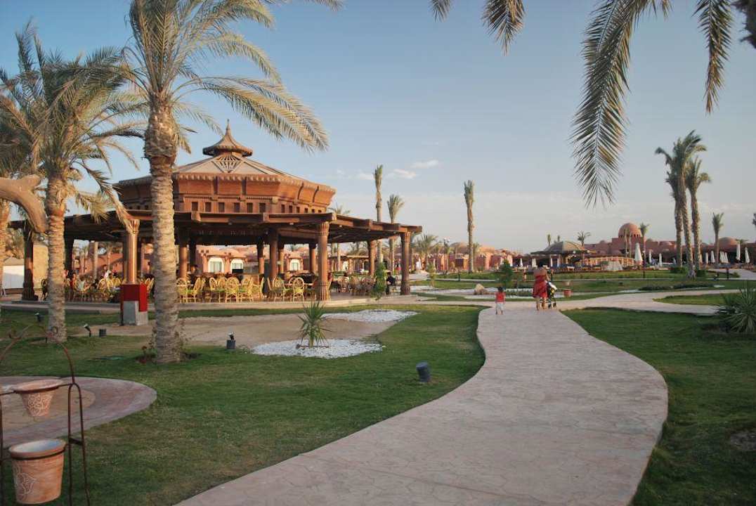 Weg zum Diving Center Swisstouch Oriental Resort Marsa Alam