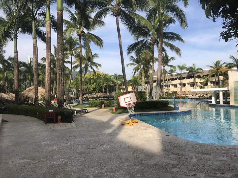 Pool Iberostar Waves Costa Dorada