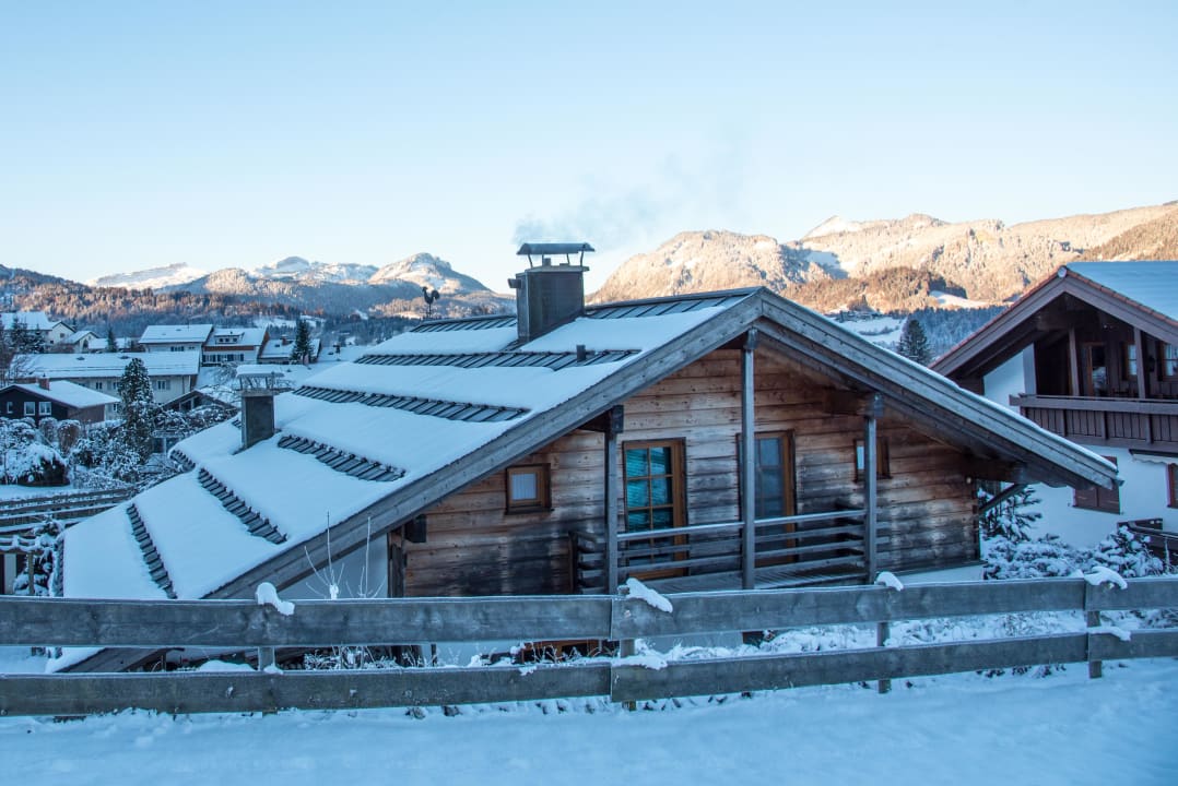 Außenansicht Alpenhaus Oberstdorf