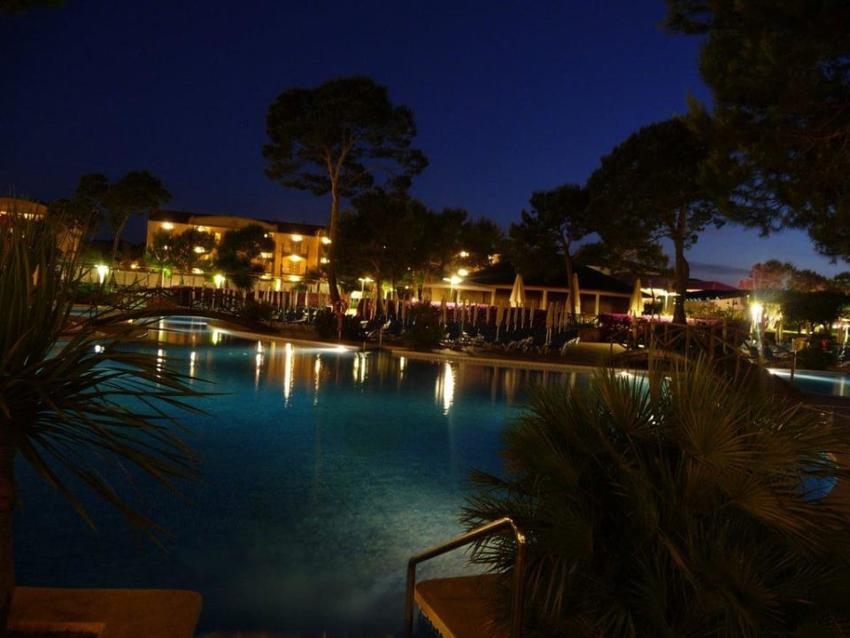 Sehr schöne Beleuchtung bei Nacht Zafiro Mallorca