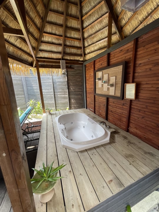 Zimmer Kuredu Island Resort & Spa