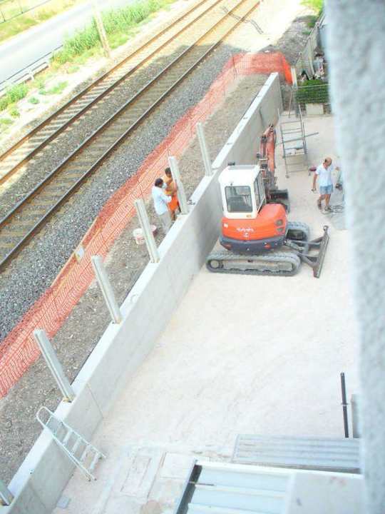 Bahnlinie und Baustelle neben dem Hotel Hotel Atlantic