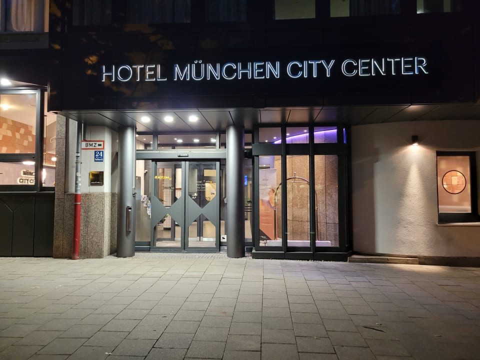 Lobby Hotel München City Center affiliated by Meliá