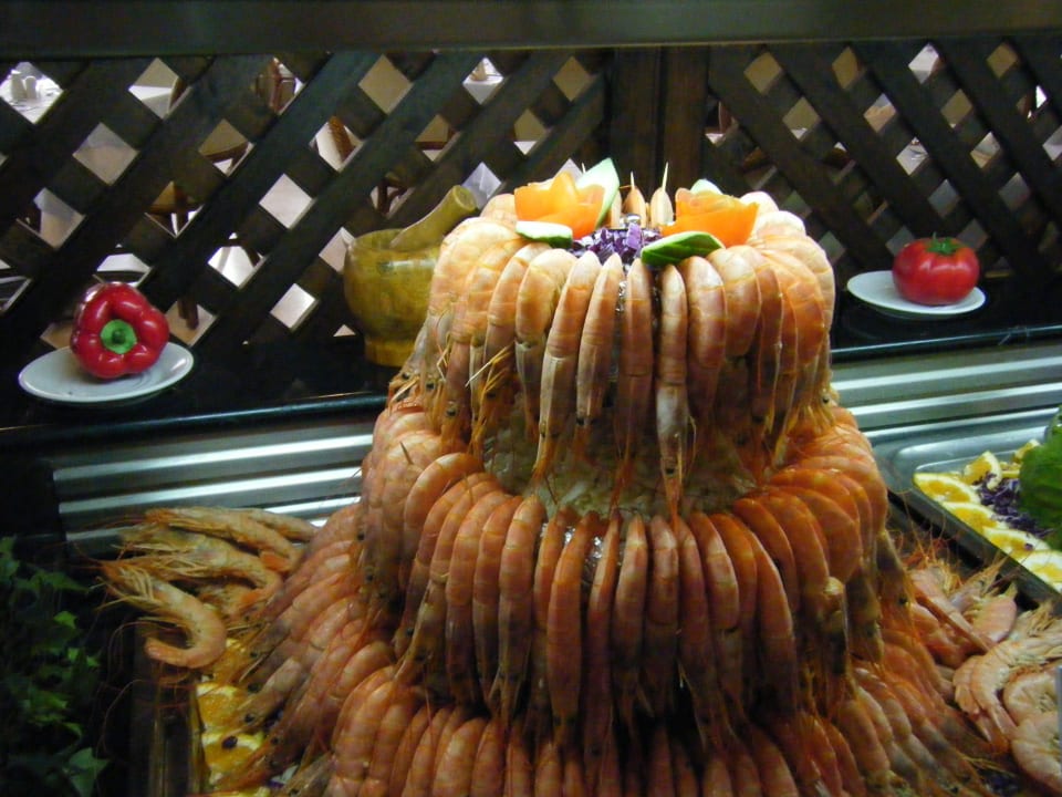 Als Vorspeise Scampi.mmh  Hotel Kalithea Horizon Royal