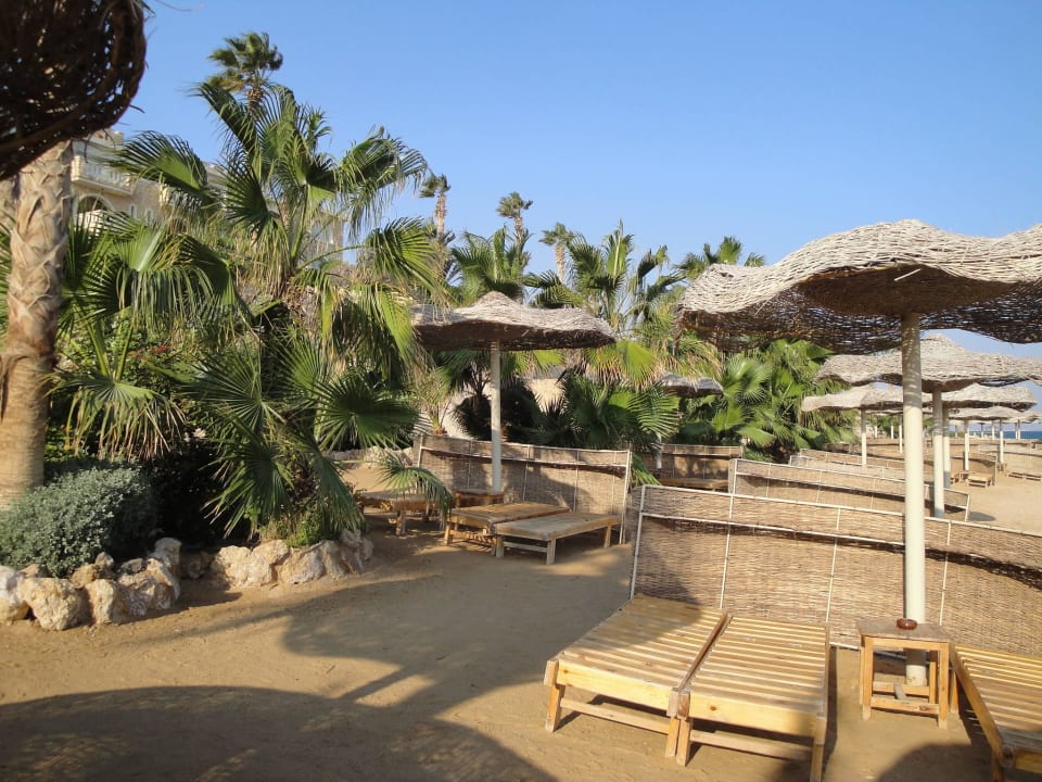 Erster am Strand Pickalbatros Citadel Resort