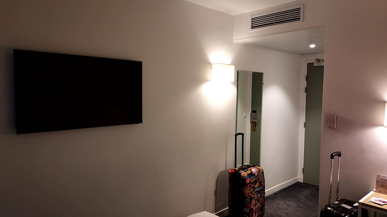 Zimmer Hotel Paris Louis Blanc